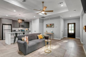 Reduced! Renovated hidden gem. Chef Kitch. Wheelch